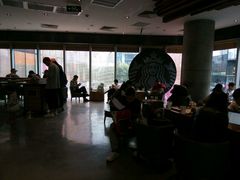 大堂-星巴克(北京三里屯SOHO一店)