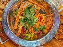 -八一好吃街·高品美食广场