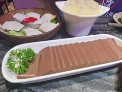 -热火朝天鲜切牛肉火锅(南强街巷店)