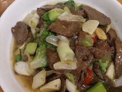 -曾牛肉