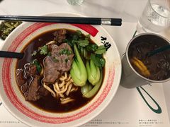 -静香HOUSE·全时段融合餐厅(七星欢乐颂店)