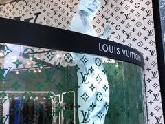 -LV路易威登(德基广场店)