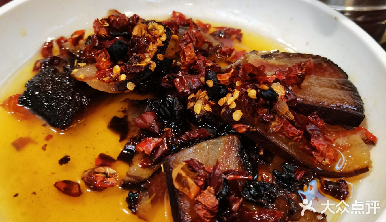 旅游景点的美食让我真香了