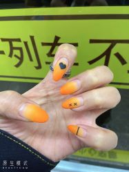 -手牵手美甲