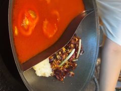 -鹿鸣山草本茶香火锅(园西路店)