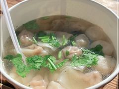 -手劲鱼丸馄饨铺(哈一百店)