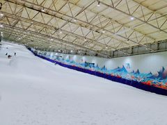 -乔波室内滑雪场