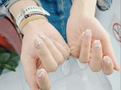 -悦颜美佳·美容·美甲美睫