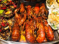 日进·小龙虾-日进一片海.生腌海鲜火锅.宵夜烧烤(三里屯总店)