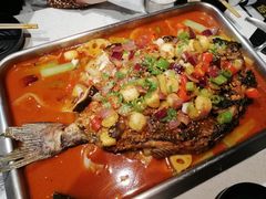 -鸣记脆皮烤鱼(岐山路店)