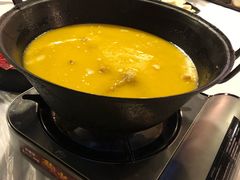 -鲜入围煮花胶鸡海鲜火锅