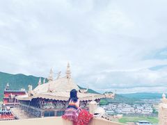 -噶丹松赞林寺