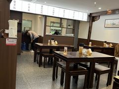 -蟹上黄·蟹黄面·江南糖水(人民广场店)