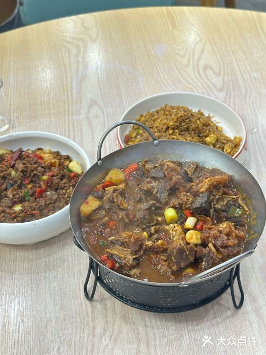 英子家庭菜馆(系马桩店)图片