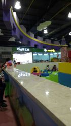 -维佳童话镇演出现场(徐东店)