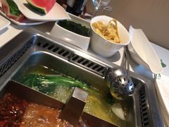 -海底捞火锅鲜切牛肉主题店(长寿路店)