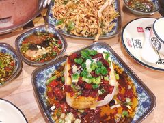 一块豆腐-陳記港式地摊打边炉(龙泽路店)