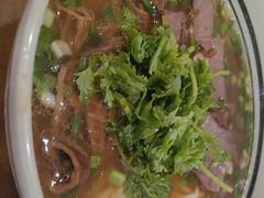 -小马牛肉面·牛骨熬制(南京博物院店)