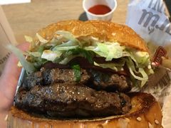 -The Habit Burger Grill 哈比特汉堡(复兴soho店)