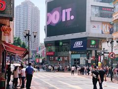 -八一好吃街·高品美食广场