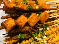 -陈员外正宗夹江烧烤(广福路店)