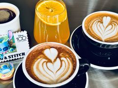 -三勾JJJ Burger&Coffee(梅溪湖店)