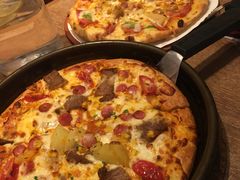 新奥尔良风情烤肉比萨-必胜客(南锣鼓巷店)