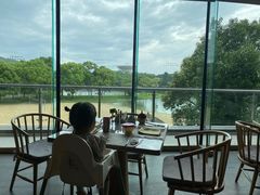 -上海佘山世茂艾美酒店
