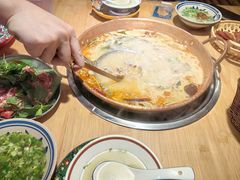 -洱火云南酸菜牛肉火锅(石景山当代商城店)