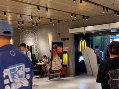 -麦当劳(中山公园龙之梦店)