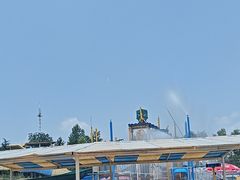 -黄河谷马拉湾海浪浴场