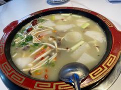 牦牛肉汤锅-牛得很·鲜牦牛肉烧烤·牛羊肉菌汤锅(康定店)