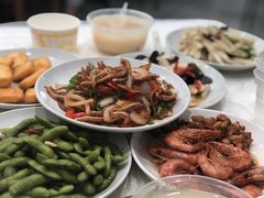 -蓝精灵饺子店