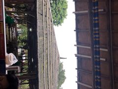 -满記土窑烧鷄波浪山莊