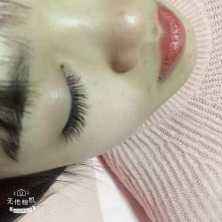 -爱美睫美甲会馆