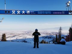 -丝绸之路山地度假区滑雪场
