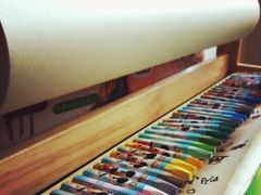 小孩可以画画-宅院