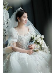 -LOVINA洛维娜婚纱礼服