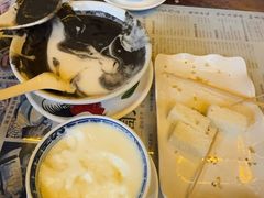 -周大娘牛乳(旧寨古村总店)