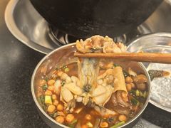 -鸿顺老铁锅美蛙鱼府(解放碑店)