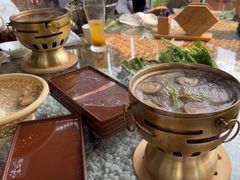 -慢丽江·云南野生菌土鸡锅(西山店)