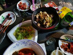 雪菜干锅蝴蝶蚌-万景饭店·鱼街农家菜
