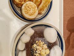 -正南齐北·老街糯米团(洪崖洞店)