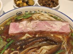 -镇南锅盖面馆(解放路店)