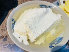 -渝大狮毛肚老火锅(解放碑店)