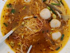 -榮泰米粉湯(Left Shop)