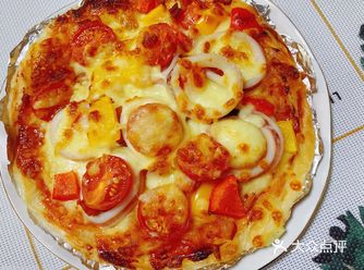 手抓饼简直可以是世间万物，试过手抓饼版薄底披萨吗