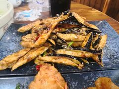 -老东镇啤酒屋海鲜加工·蒸汽海鲜·海鲜烧烤(台东店)