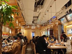 大堂-上坐过桥米线(顺城店)