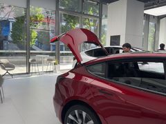 -TESLA 特斯拉(广州天环广场体验店)